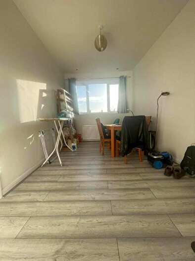 1 Bedroom Flat To Rent In Dover Road, London, E12