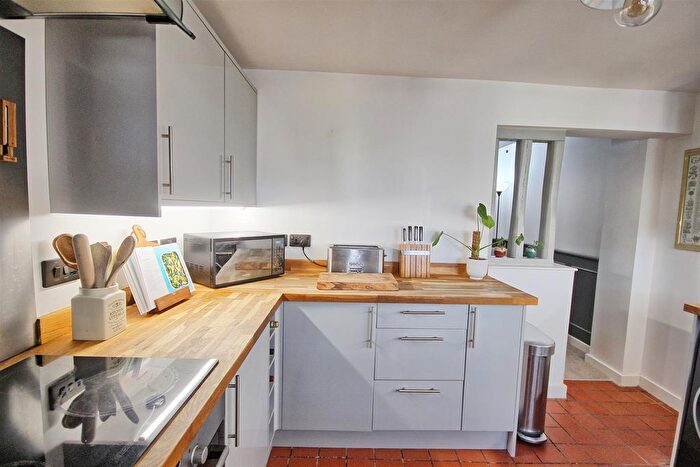 2 Bedroom Cottage For Sale In Colliers End, Ware, SG11