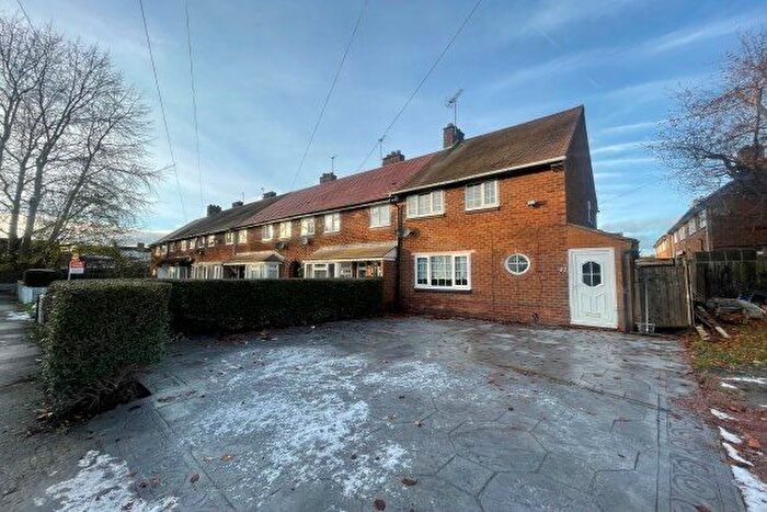 2 Bedroom Semi-Detached House To Rent In Neath Road, Walsall, WS3