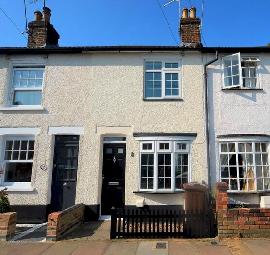 2 Bedroom Property To Rent In Boundary Road, St Albans, Hertfordshire, AL1