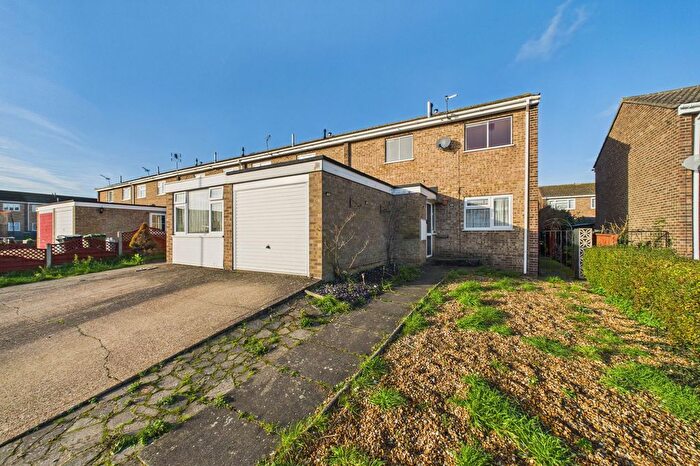 3 Bedroom End Of Terrace House For Sale In Barley Way, Thetford, IP24