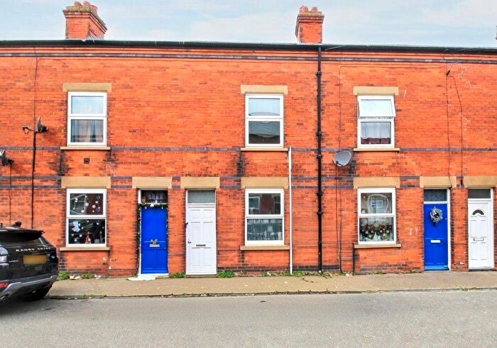 3 Bedroom Terraced House For Sale In Cross Street, Skegness, Lincolnshire, PE25