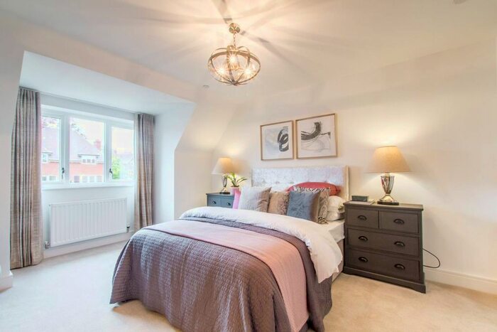 5 Bedroom Property To Rent In Cuneo Mews, Mill Hill, London, NW7