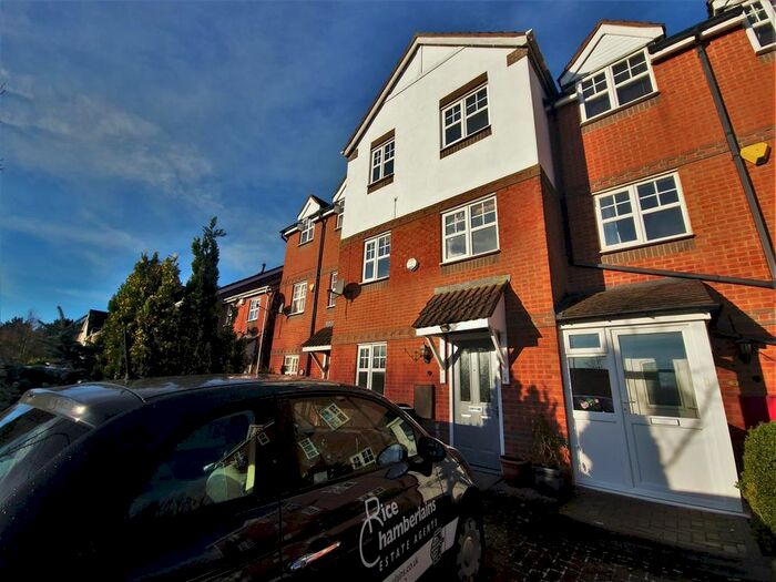 3 Bedroom Property To Rent In Reaside Drive, Rednal, Birmingham, B45