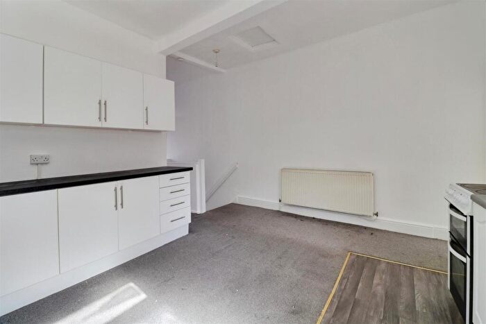 1 Bedroom Flat To Rent In Flag Lane, Crewe, CW1