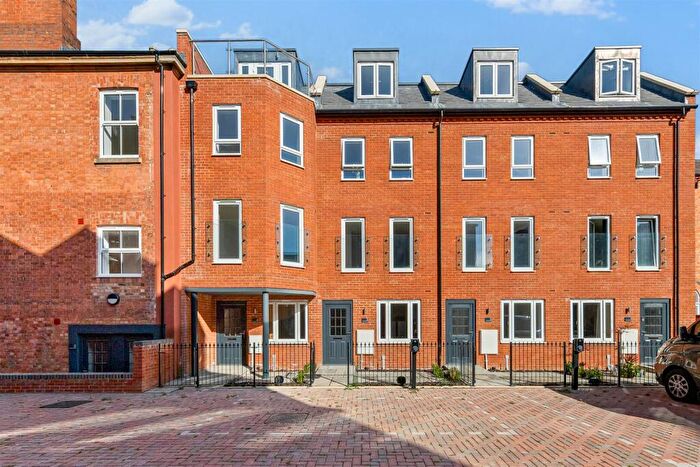 2 Bedroom Terraced House For Sale In Derngate Place, Town Centre, NN1