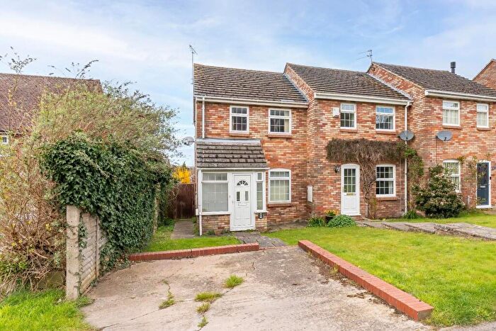 2 Bedroom End Of Terrace House For Sale In Wellcroft, Ivinghoe, LU7