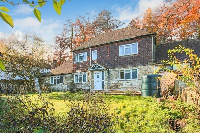 2 Bedroom Cottage For Sale In Selsfield Road, West Hoathly, West Sussex RH19