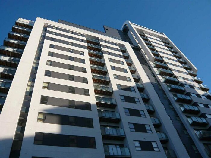 2 Bedroom Apartment To Rent In Britton House, Lord Street, Greenquarter, M4