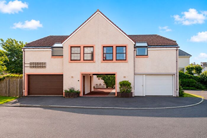 2 Bedroom Flat For Sale In Lodge Walk, Elie, KY9