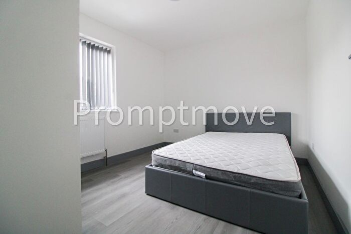 2 Bedroom Property To Rent In Ashcroft Road, Luton, LU2