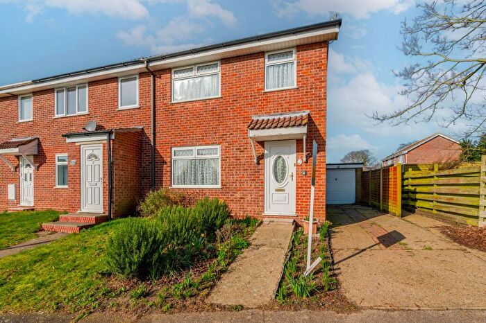 3 Bedroom End Of Terrace House For Sale In Crowhurst Close, Carlton Colville, NR33