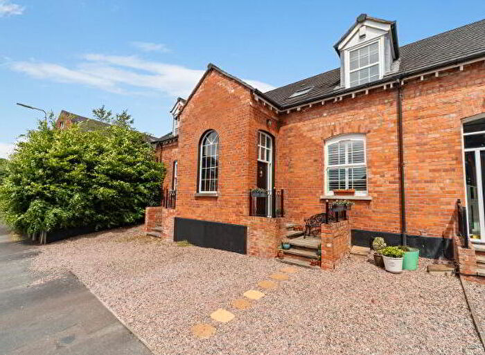 3 Bedroom Terrace House For Sale In Ruby Cottages, Belfast, BT8