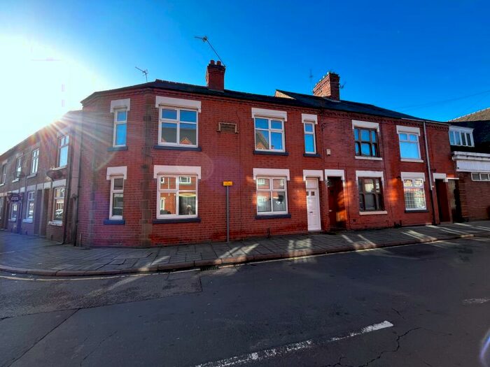 2 Bedroom Terraced House To Rent In Tudor Road, Leicester, LE3