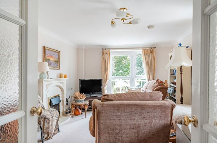 1 Bedroom Flat For Sale In Fisher Street, Paignton, Devon, TQ4