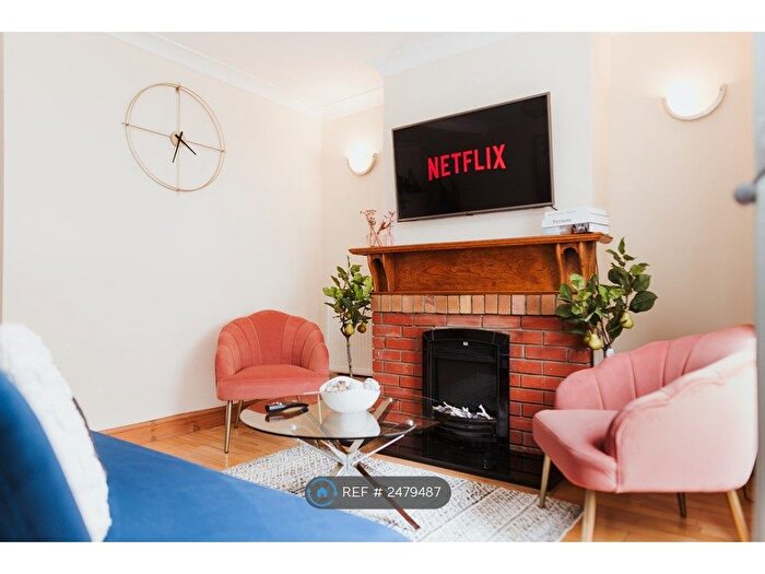 2 Bedroom End Of Terrace House To Rent In St. Nicholas Street, Lincoln, LN1