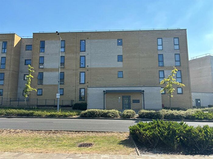 2 Bedroom Apartment To Rent In Handley Page Road, Barking, IG11