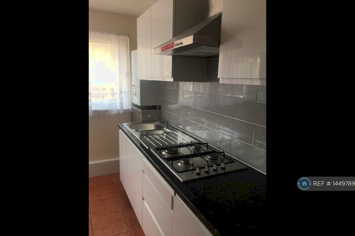 1 Bedroom Flat To Rent In London, London, SE15