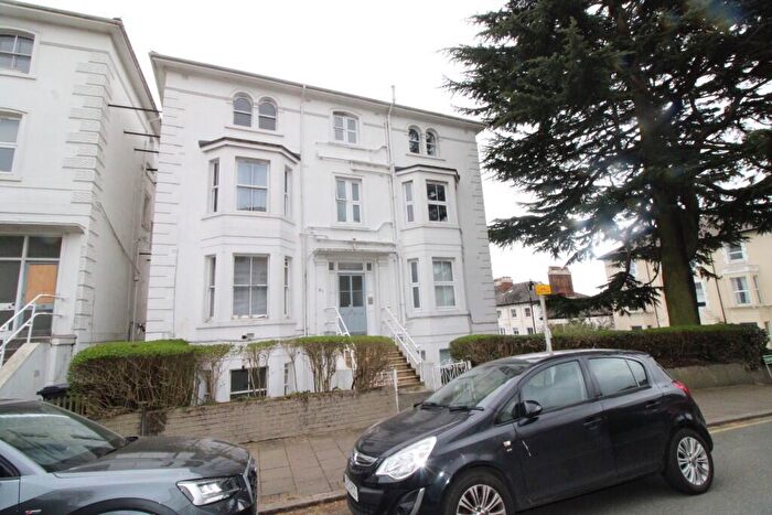 1 Bedroom Flat To Rent In Cintra Park, London, SE19