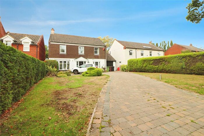 4 Bedroom Detached House For Sale In Hall Moor Road, Hingham, Norwich, Norfolk, NR9
