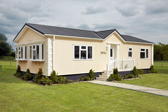 2 Bedroom Park Home For Sale In Wixfield Park, Great Bricett, Ipswich, IP7