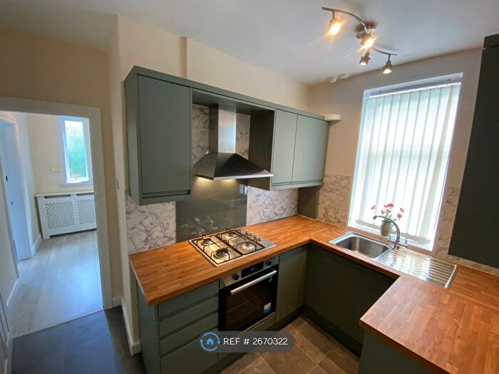 3 Bedroom Semi Detached House To Rent In Sicey Avenue, Sheffield, S5