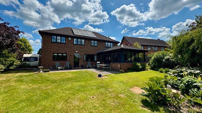 5 Bedroom Detached House For Sale In Sudbrooke Road, Scothern, Lincoln, LN2
