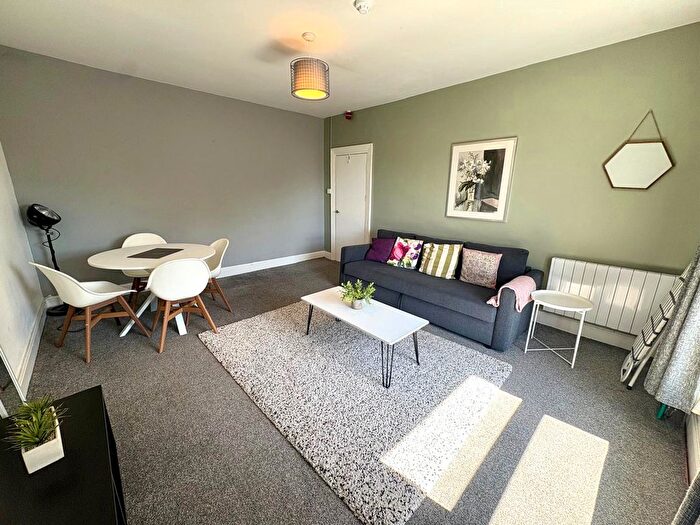 1 Bedroom Flat To Rent In Bryn Road, Brynmill, Swansea, SA2