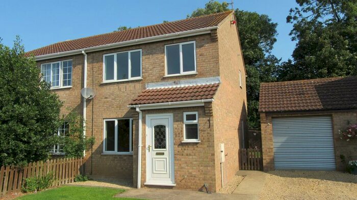 3 Bedroom Semi-Detached House To Rent In Ramsay Close, Lincolnshire, Skegness, PE25