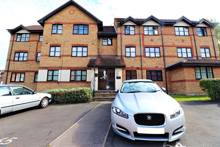 Studio To Rent In Hardwick Crescent, Dartford, DA2