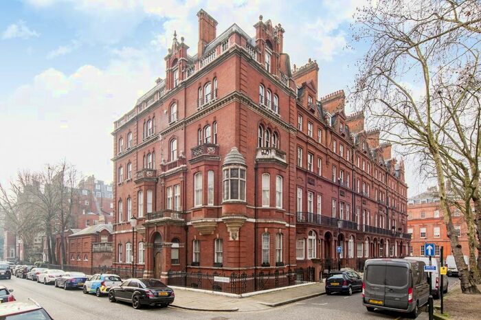 1 Bedroom Flat To Rent In Pont Street, Knightsbridge, SW1X