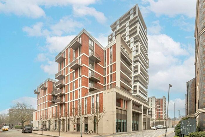 2 Bedroom Flat To Rent In York Place, Battersea, SW11