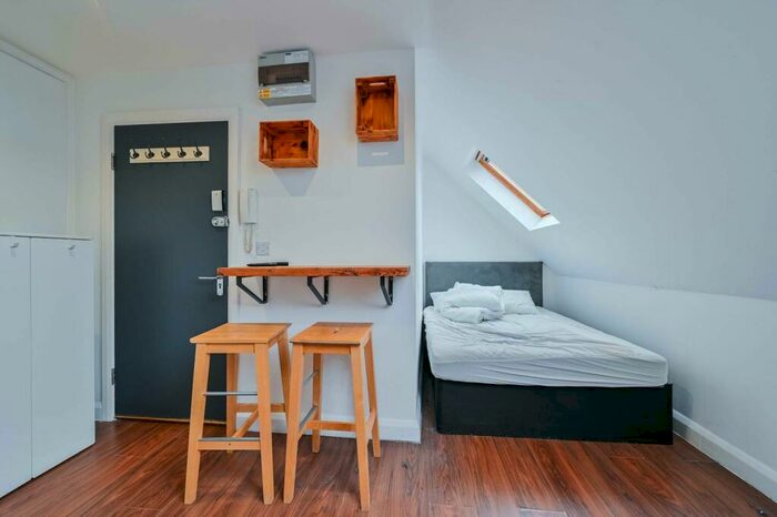 Studio To Rent In Eversholt Street, Mornington Crescent, London, NW1