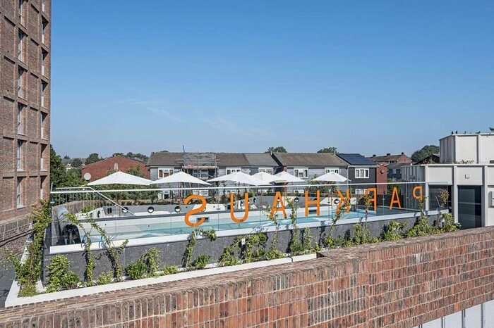 3 Bedroom Flat To Rent In Mapple Path, Hackney Downs, London, E5