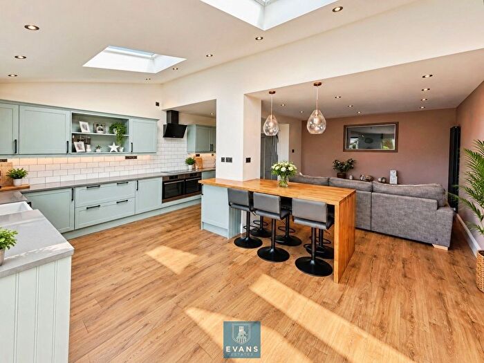 3 Bedroom Terraced House For Sale In Keresley Road, Keresley, Coventry, CV6