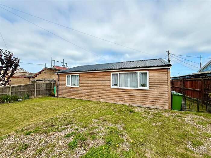3 Bedroom Detached Bungalow For Sale In Sunset Walk, Eccles On Sea, NR12