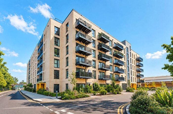 1 Bedroom Apartment For Sale In Westmoreland Road, London, NW9