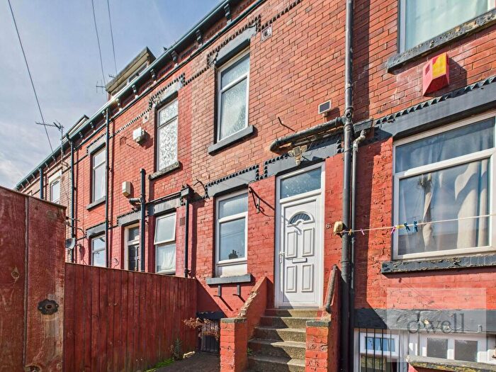 3 Bedroom Terraced House For Sale In Vinery Mount, Leeds, West Yorkshire, LS9