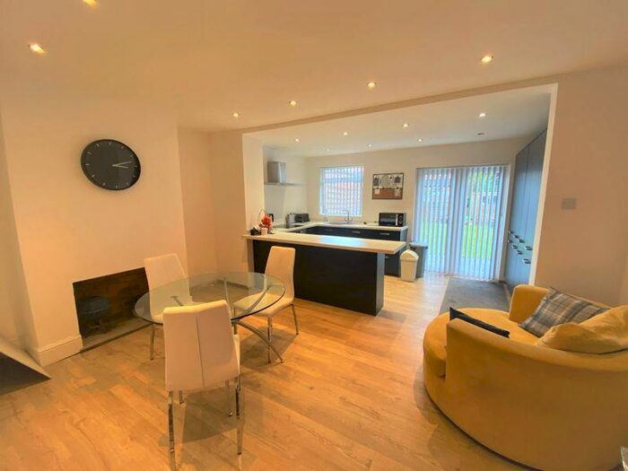 3 Bedroom Semi-Detached House To Rent In Nansen Avenue, Manchester, M30