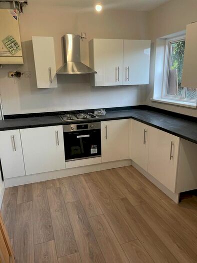 6 Bedroom Semi-Detached House To Rent In Blackfen Road, Sidcup, DA15