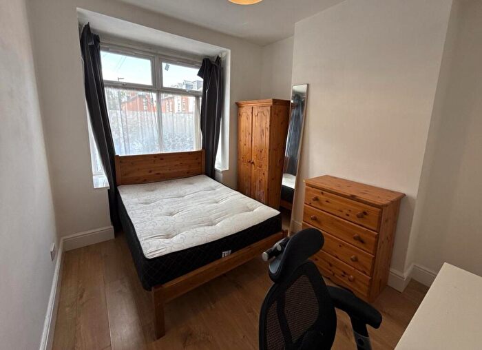 4 Bedroom Terraced House To Rent In Leslie Road, Edgbaston, B16