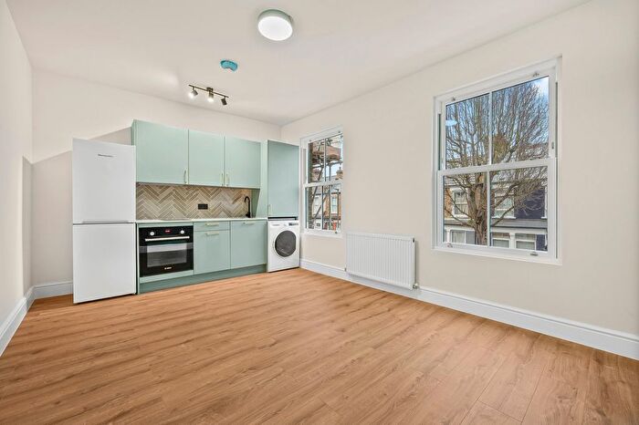 2 Bedroom Flat To Rent In Fingal Street, Greenwich, SE10