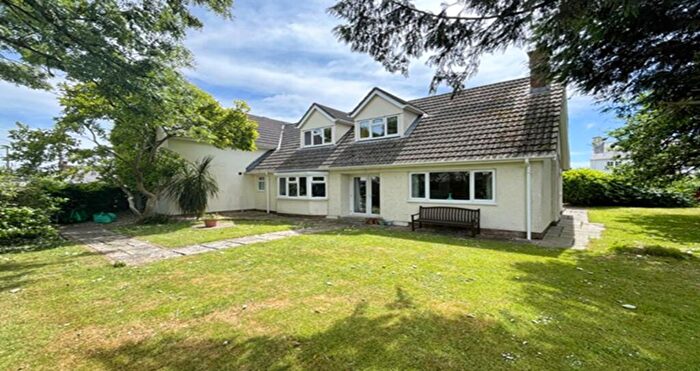 45 Bedroom Detached House For Sale In Bally Heigue, Flemingston, The Vale Of Glamorgan, CF62