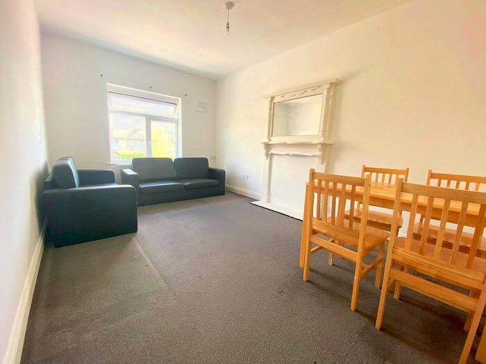 2 Bedroom Maisonette To Rent In Northolt Road, Harrow, Middlesex, HA2