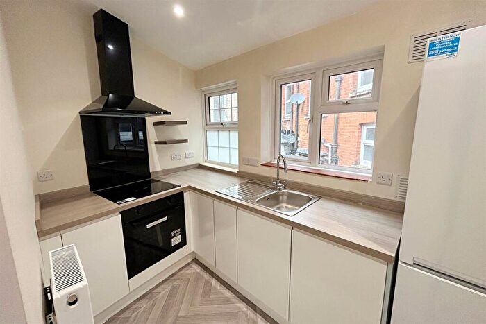 1 Bedroom Flat To Rent In Wimborne, BH21