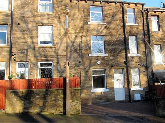2 Bedroom Terraced House To Rent In Fixby Avenue, Halifax, HX2