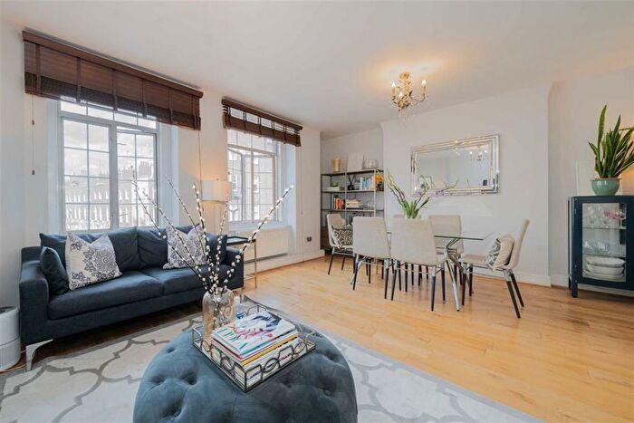3 Bedroom Flat To Rent In Harrowby Street, Marylebone, W1H
