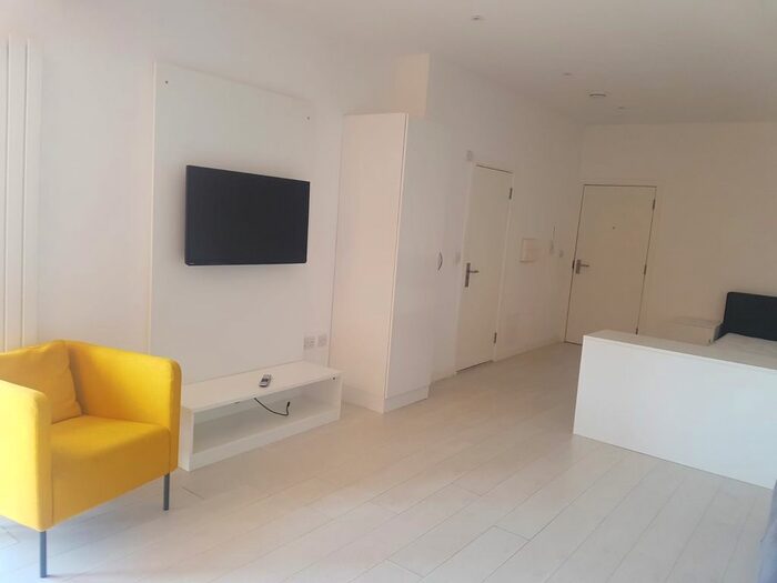 Studio To Rent In Flat, The Studios, The Parade, Watford, WD17