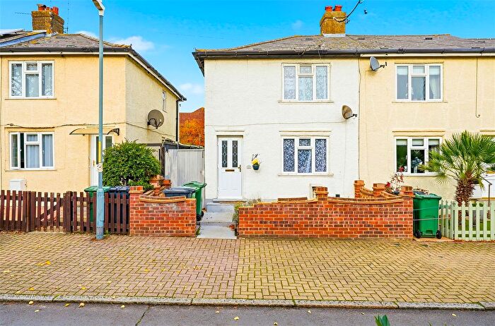 2 Bedroom End Terrace House For Sale In Laurel Close, Dartford, DA1