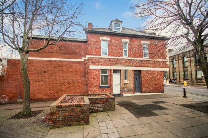 2 Bedroom Flat To Rent In Denmark Street, Gateshead, NE8